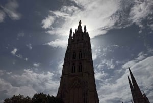 Bordeaux: 1,5-timers Mystery Walking Tour på fransk