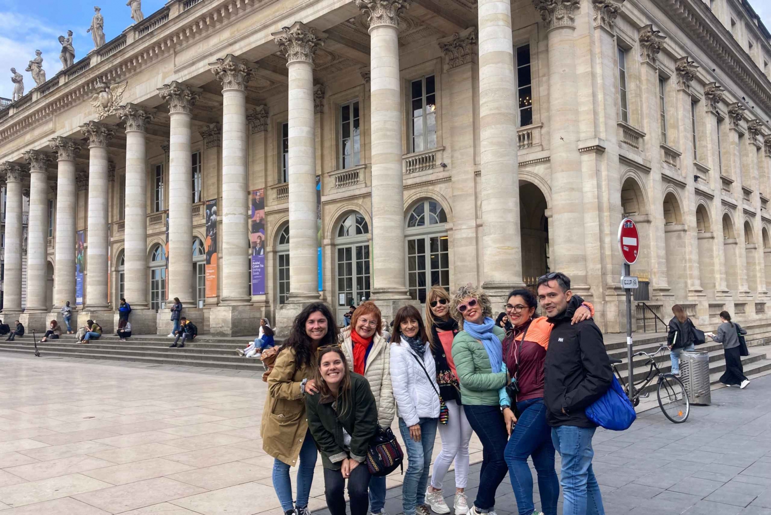 Bordeaux: Walking Tour with Wine Tasting