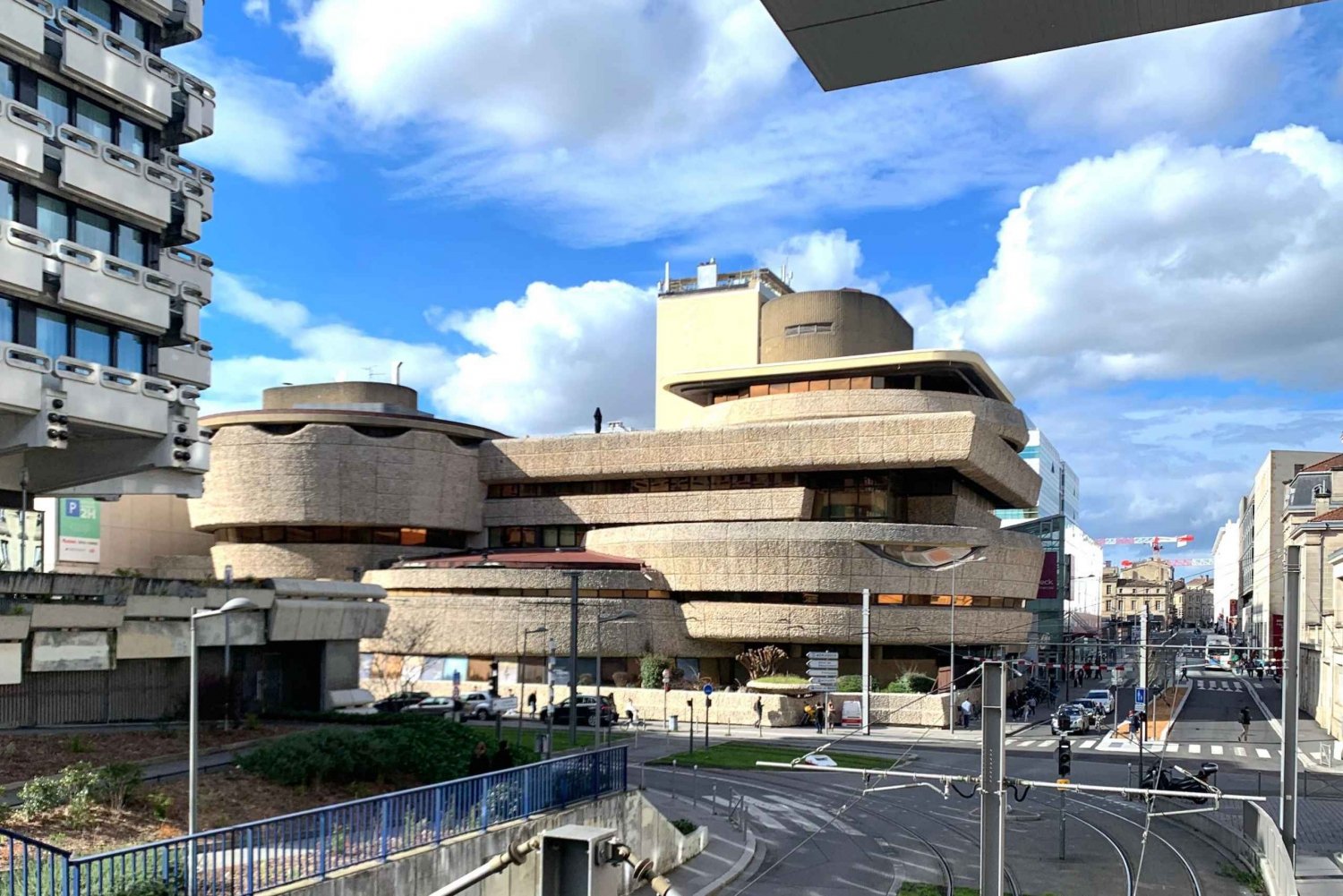 Bordeaux: alles über modernistische Architektur!