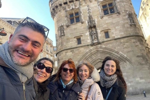 Bordeaux si risveglia: tour privato all'alba all'insegna della serenità mattutina