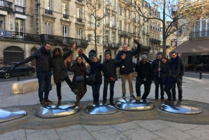 Bordeaux : City Wine & Cultural Walking Tour with Tastings