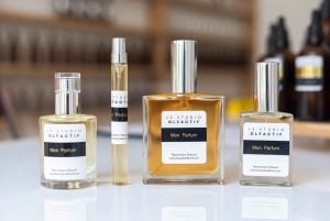 Bordeaux City Center : Perfume Creation Workshop 2h30