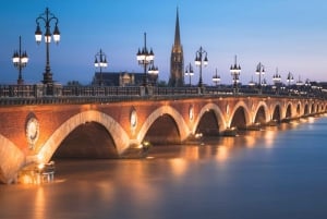 Bordeaux: Gioco e tour dell'esplorazione della città sul tuo telefono