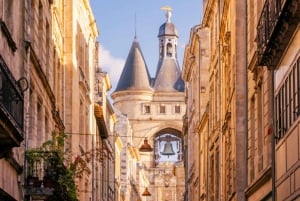 Bordeaux : Discovery Stroll and Reading Walking Tour