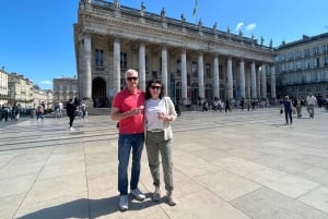 Bordeaux: Kleingruppentour für Frühaufsteher mit Kaffee und Gebäck