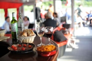 Bordeaux: Evening Apéritif Cruise on the River Garonne