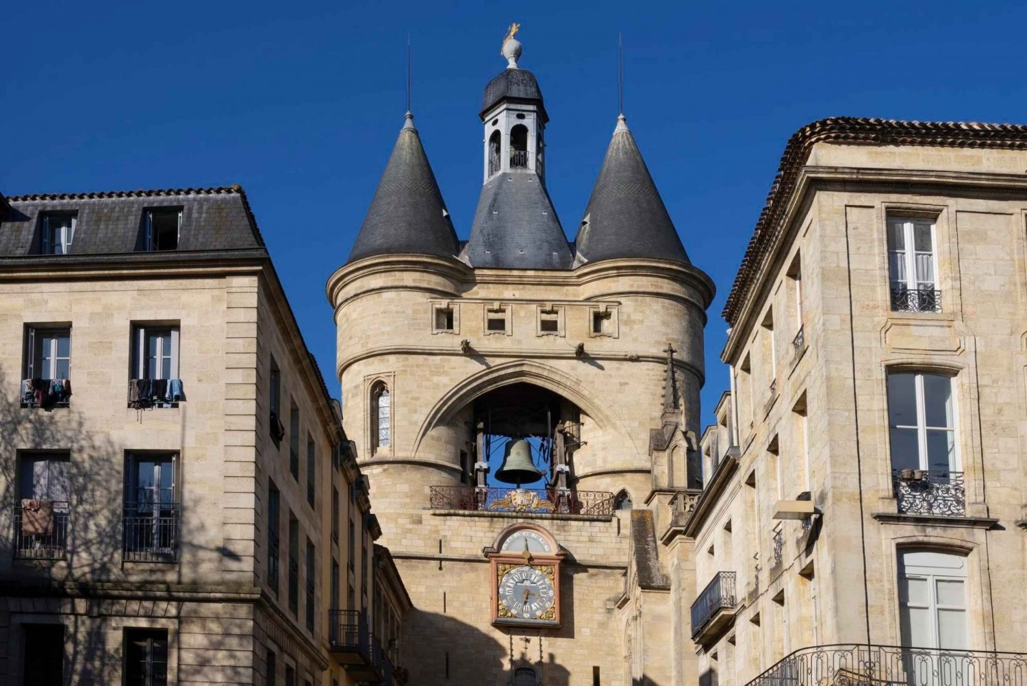 Bordeaux: Passeggiata express con un locale in 60 minuti