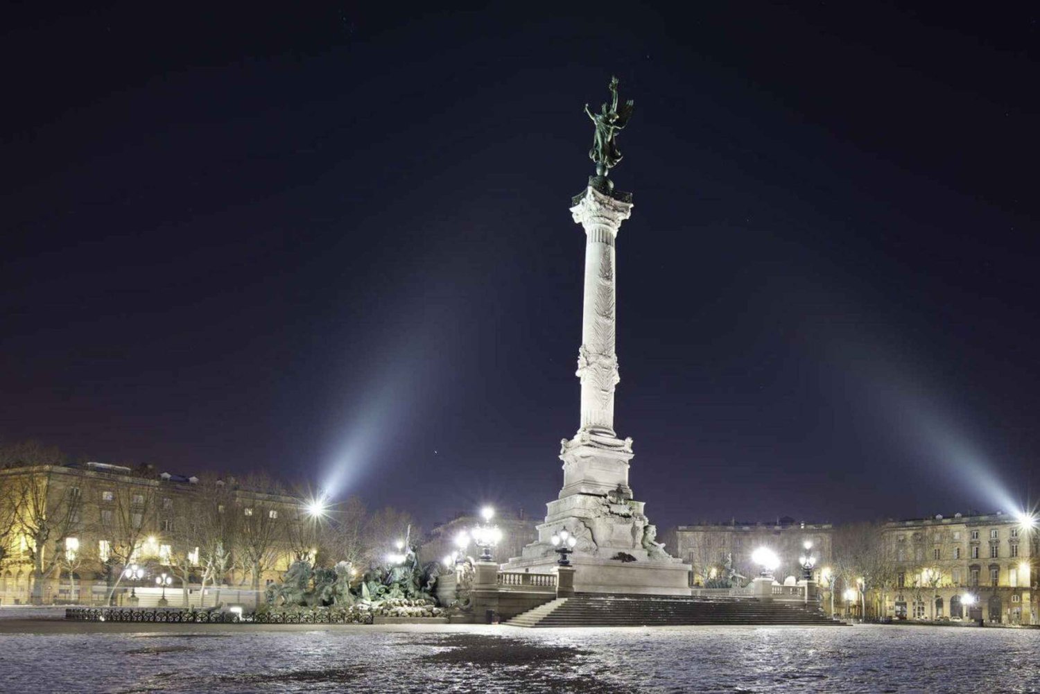 Bordeaux: tour a piedi di 2 ore tra personaggi famosi