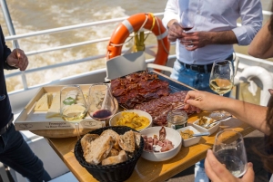 Bordeaux: Maalaismarkkinakierros ja gourmet-jokiristeily