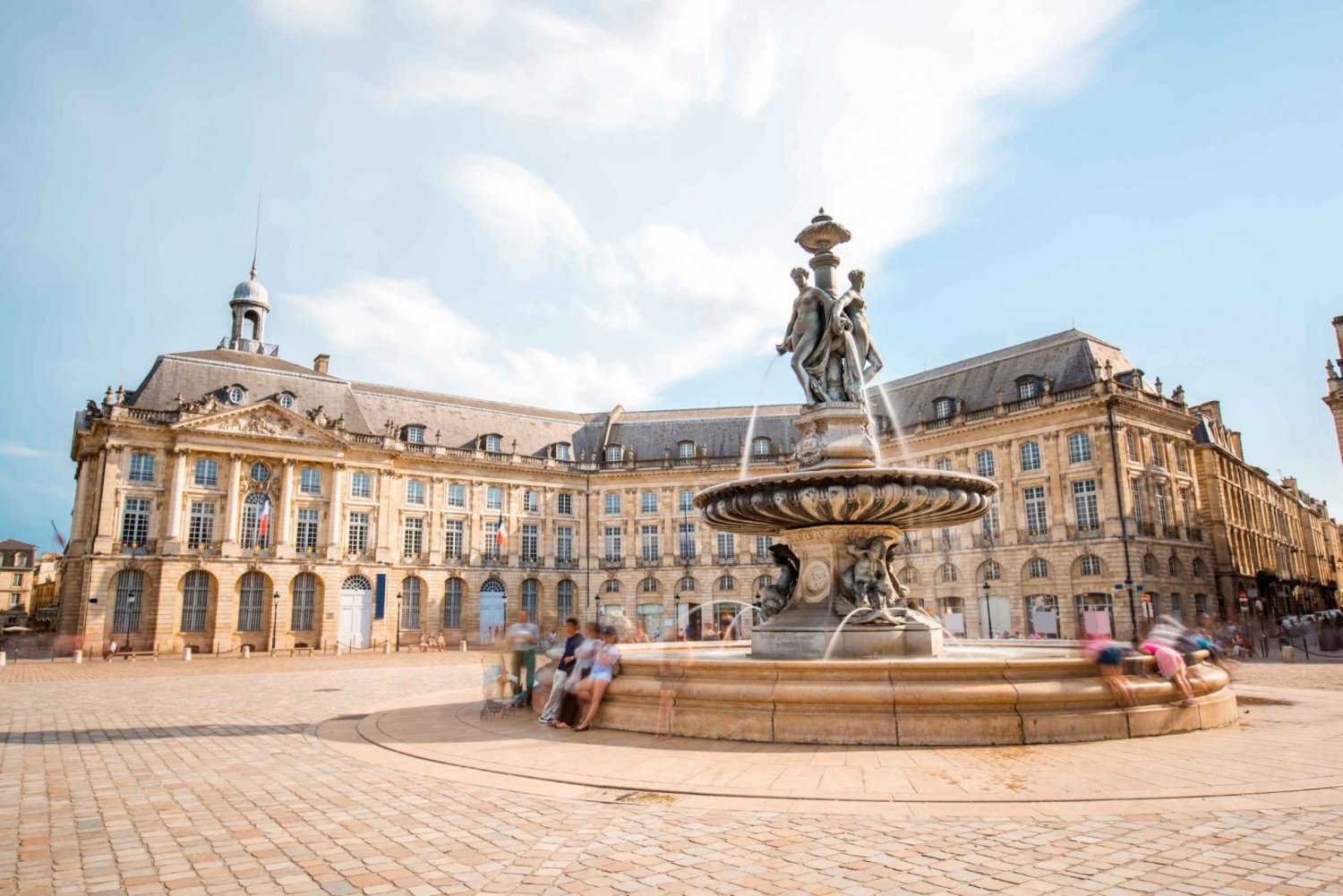 Bordeaux: City Introduction Self-Guided Phone tour