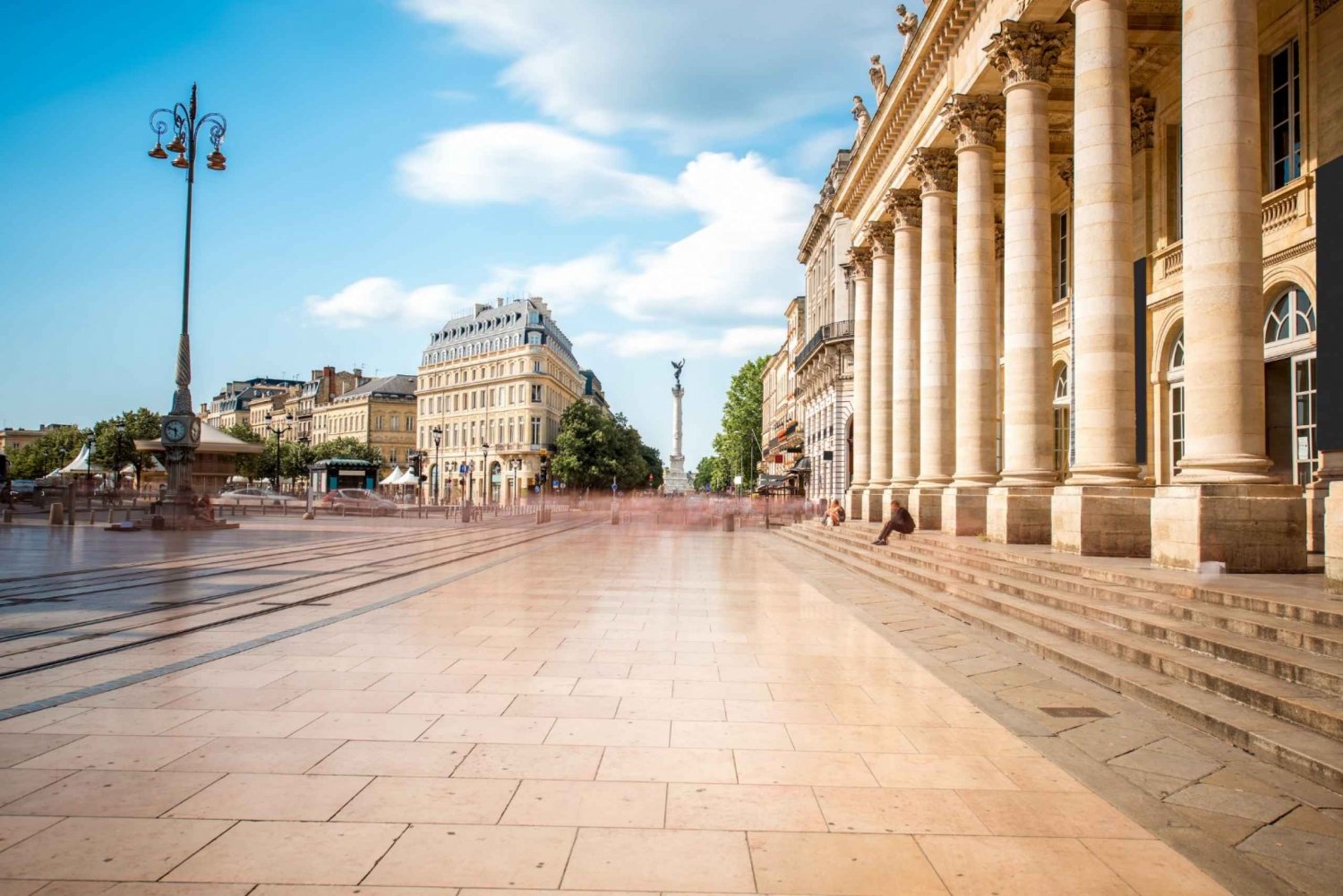 Bordeaux: City Introduction in-App Guide & Audio