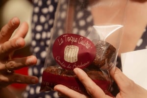 Bordeaux: Food Walking Tour with Full Meal and Wine