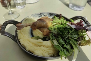 Bordeaux: French Food Tour with Lunch & Wine Tasting