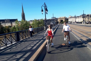 Bordeaux: Guided Bike Tour