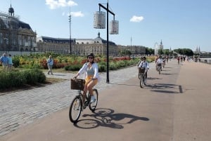 Bordeaux: Guided Bike Tour