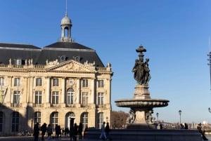 Historisk byvandring og gourmetmad i Bordeaux