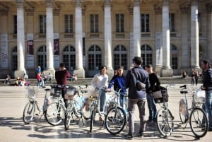 Bordeaux : Centre historique et quartier des Chartrons à vélo