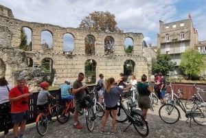 ボルドー：歴史地区とシャルトロン地区自転車ツアー