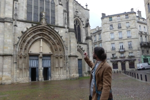 ボルドーの中世ツアー：建築と歴史を探索しましょう