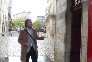 ボルドーの中世ツアー：建築と歴史を探索しましょう