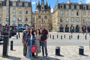 Bordeaux: Private City Walking Tour