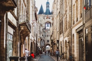 Bordeaux: Sherlock Holmes Smartphone City Exploration Game