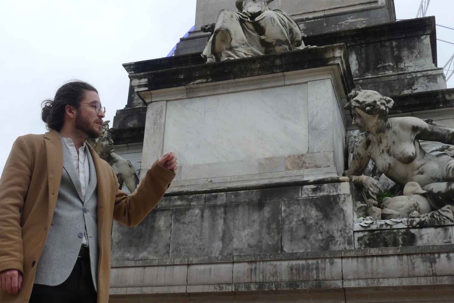 Bordeaux: Rundgang zum Thema Sklavenhandel + Ausflug auf der Garonne
