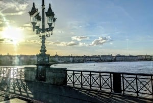 Bordeaux: Rundgang zum Thema Sklavenhandel + Ausflug auf der Garonne
