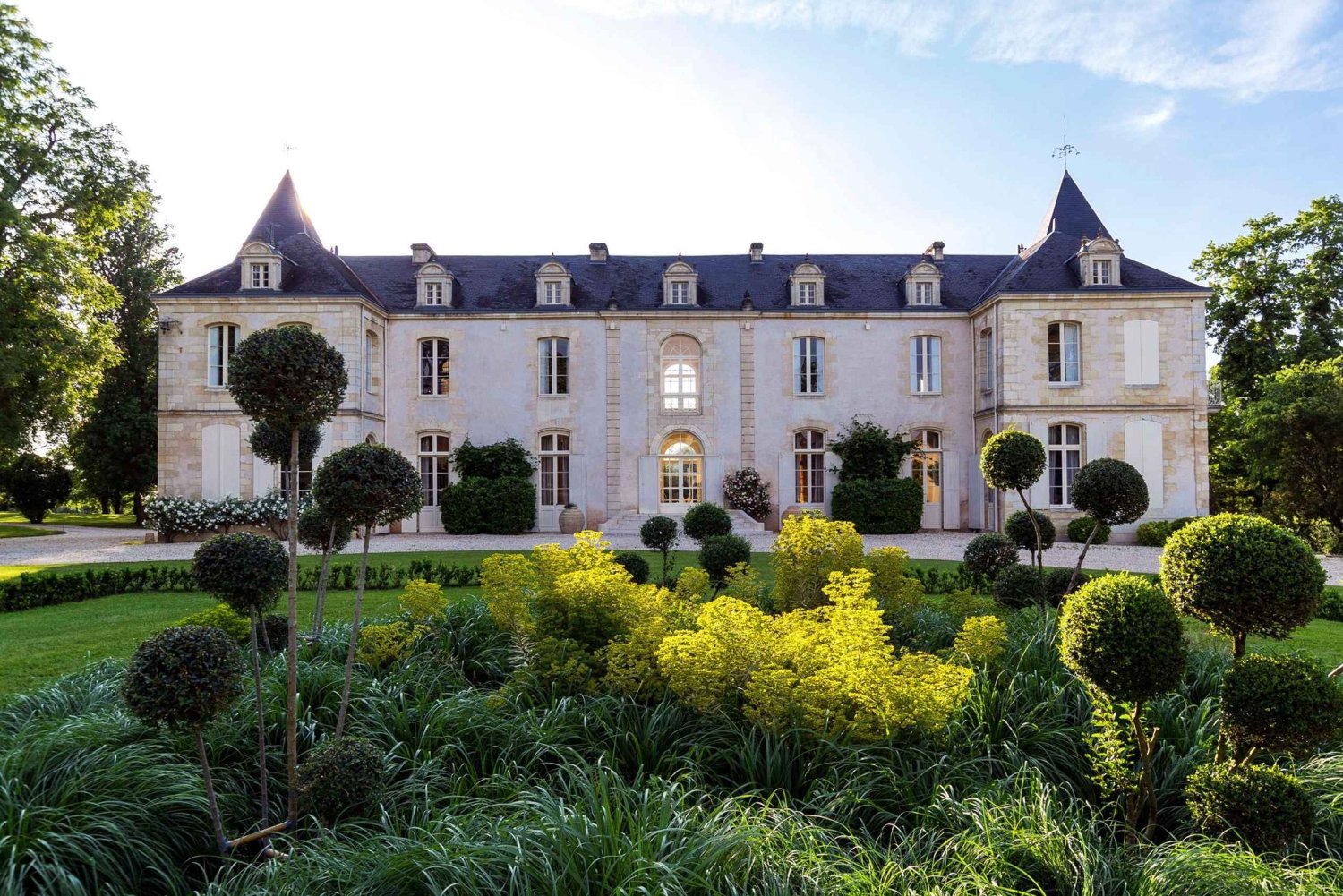 Bordeaux: Visit to Château de Reignac and prestige tasting