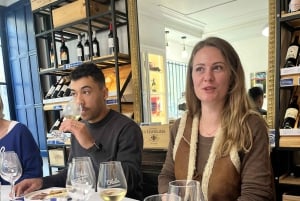 Bordeaux-vinprovning med mad og vin