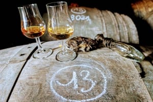 Cognac: Private half-day tour - visits and tastings - 4x4