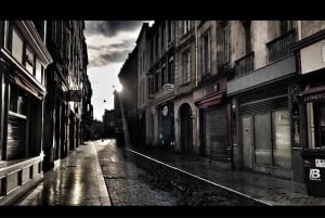 Dark Bordeaux : Fantômes, crimes authentiques, récits de hantise éternelle
