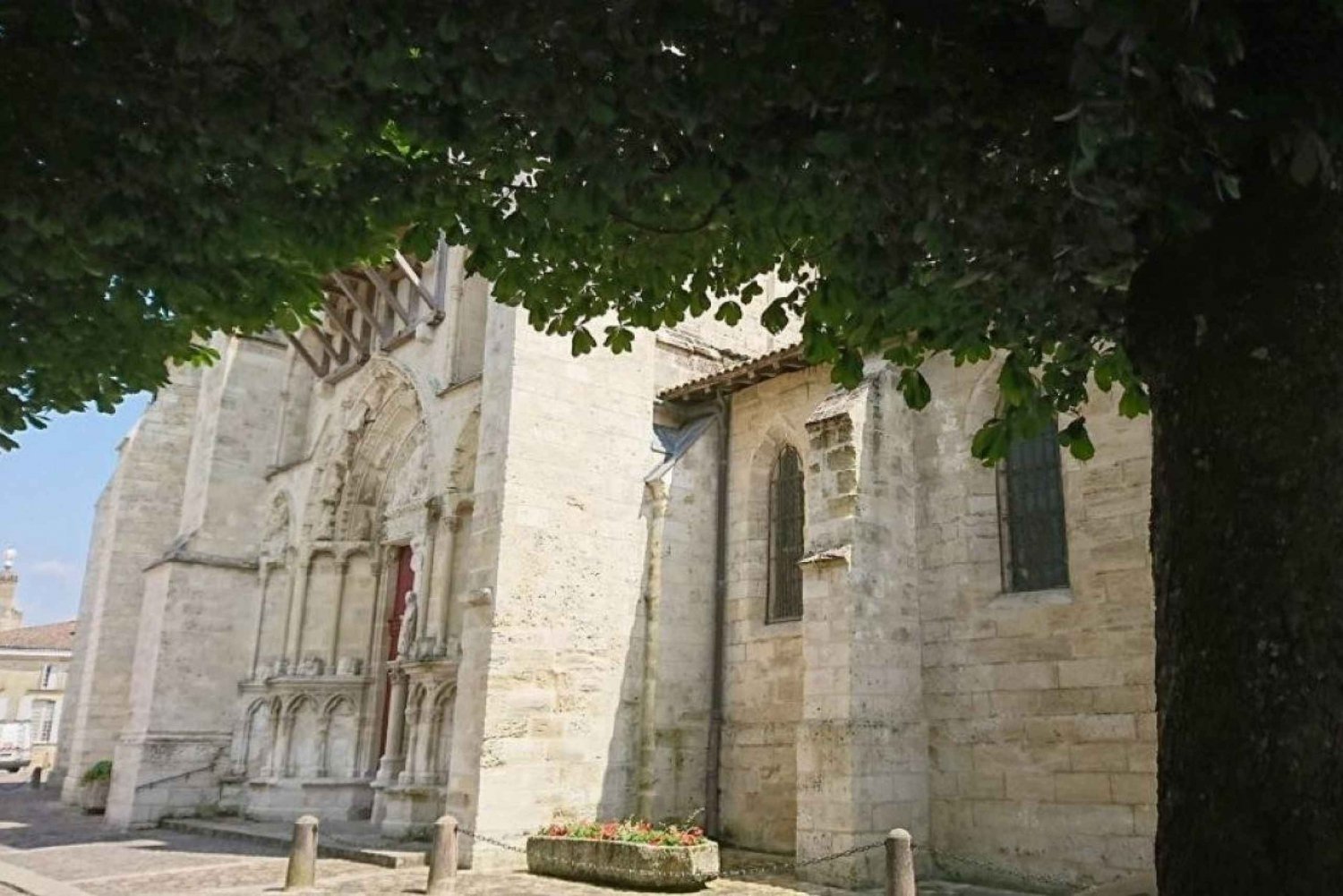 Exklusive Weintour durch die Châteaux von Saint-Émilion mit Verkostungen