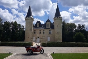Fra Bordeaux: Vingårds- og slottstur i Médoc i sidevogn