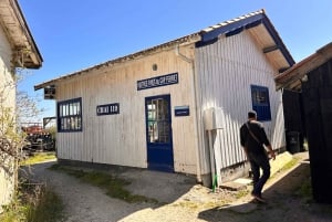 From Bordeaux: Cap Ferret Peninsula Private Tour, Ocean and Oyster Village