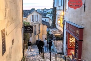 From Bordeaux: St-Emilion Day Tour with Tastings and Lunch