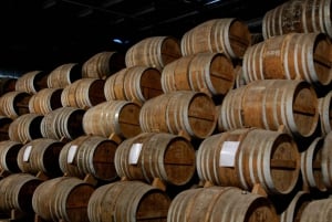 Yksityinen kierros: Cognacin viinitarhojen tislaamot