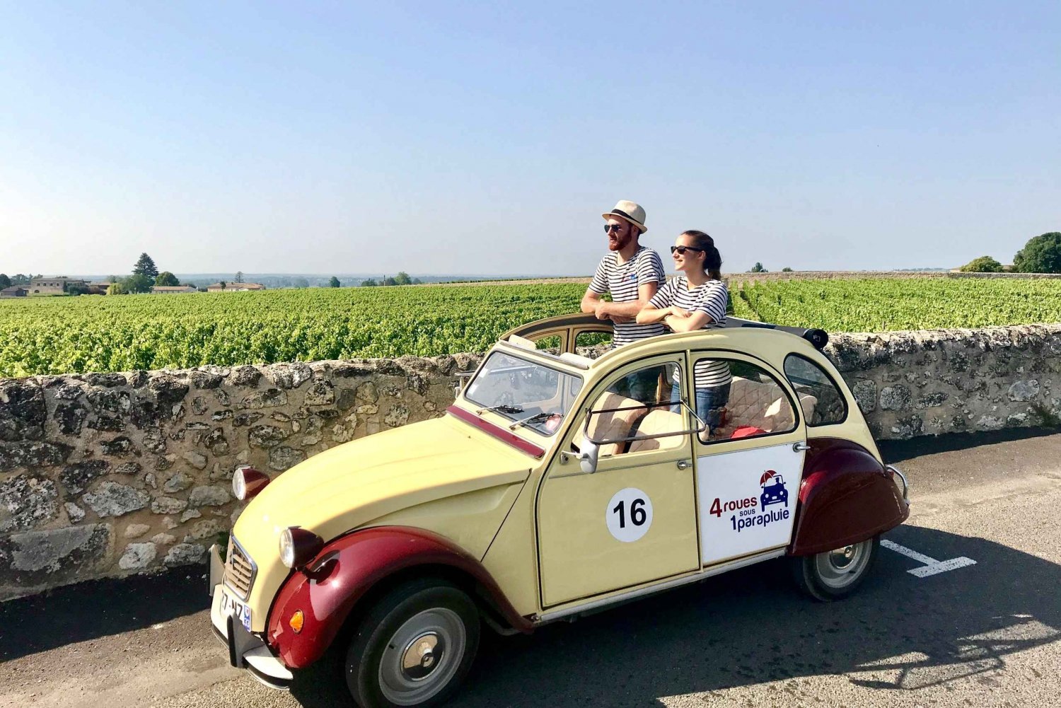 Saint-Émilion : Citroën 2CV Tour Privado del Vino de 1 Día