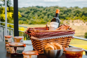 Saint-Emilion: Grand Cru Classé Guided Winery Visit & Picnic
