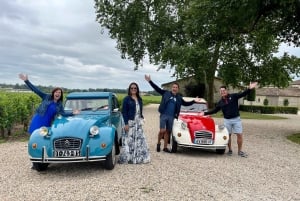 Saint-Émilion & Pomerol : Full day private tour classic car