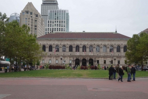 Boston Back Bay self-guided walking tour & scavenger hunt