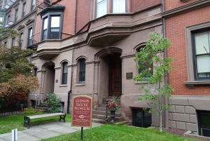 Boston Back Bay self-guided walking tour & scavenger hunt