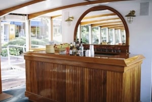 Boston: Charles River Sightseeing Cruise