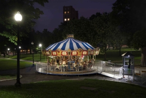 Boston: Ghosts of Christmas Past Guided Walking Tour