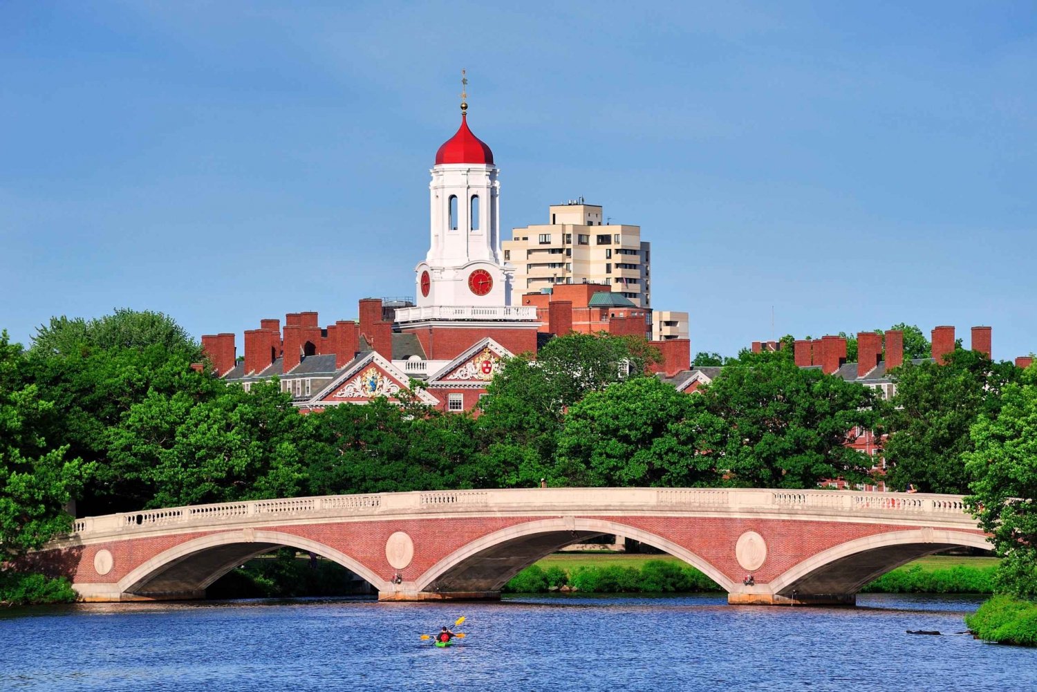 Boston: Harvard, MIT and Cambridge Day Tour