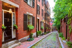 Boston History and Highlights: A Self-Guided Audio Tour