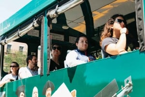 Excursión en tranvía Hop-on Hop-off por la Ciudad Vieja