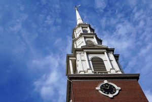 Boston: North End Night Tour with Dinner Experience