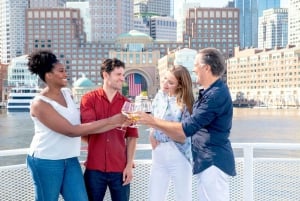Boston: Crucero al atardecer con bar y música