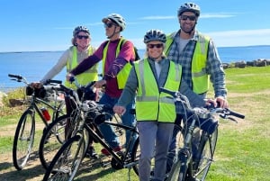 Portsmouth: Historic Neighborhoods Guided Bike Tour